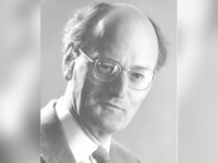 El prescriptivismo de Hare o de lo bueno y lo encomiable | Moisés Molina*