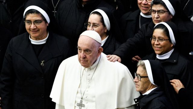 Papa Francisco aprueba que las mujeres puedan votar en la próxima reunión de obispos