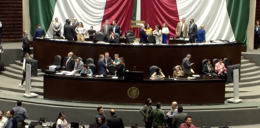 Desaparecen al Conacyt y apoyo para el campo; diputados legislan en fast track