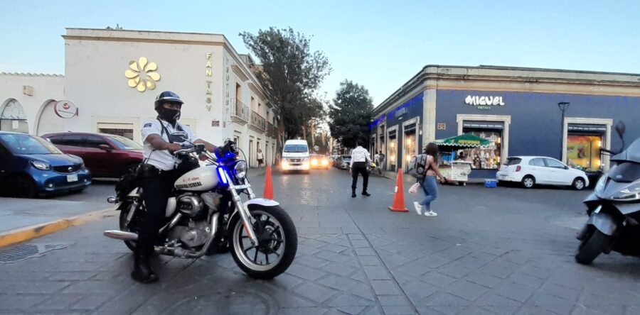 Con Operativo Vial de Semana Santa dan seguridad a viandantes en el Centro Histórico