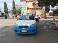 Detiene Policía Vial Municipal de Santa Lucía del Camino a sujetos por multidelitos a bordo de un taxi