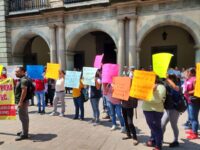 Exigen seguridad para los docentes que laboran en Santiago Amoltepec