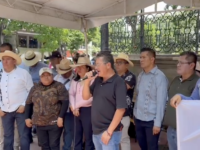 Con una marcha y un mitin frente al Palacio de Gobierno la Sección XXII recuerda el desalojo de 2006
