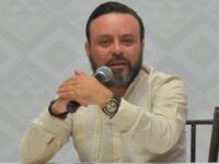 Atienden Secretaría de Gobierno y el IEEPO a grupo de representantes de la ENBIO