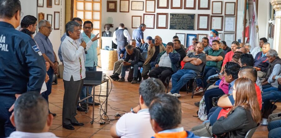 Martínez Neri refuerza acciones de separación de los RSU