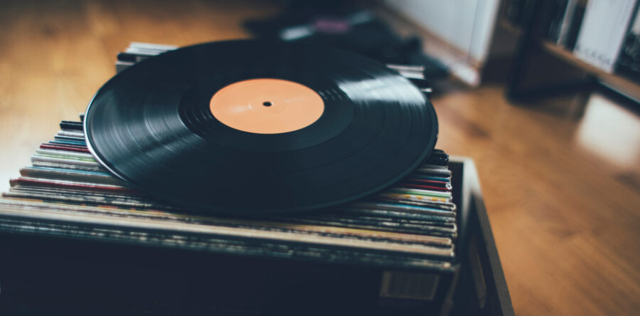 Los cinco discos latinos (no necesariamente en español) con las mayores ventas | Ismael Ortiz Romero Cuevas