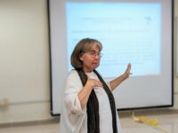 Capacitan a personal de Sefin en materia archivística