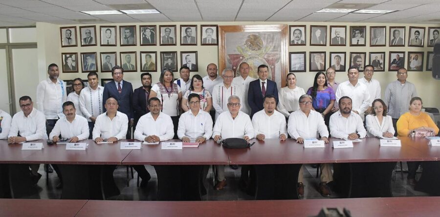 Congreso del Estado y CMIC-Oaxaca firman convenio de colaboración