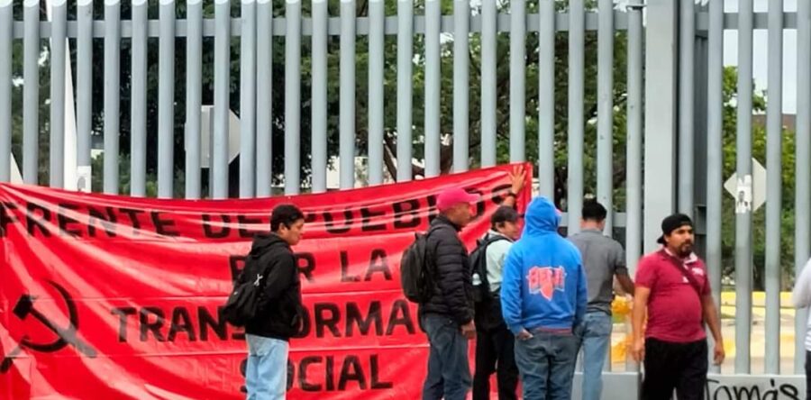 Protesta el Frente de Pueblos para la Transformación Social