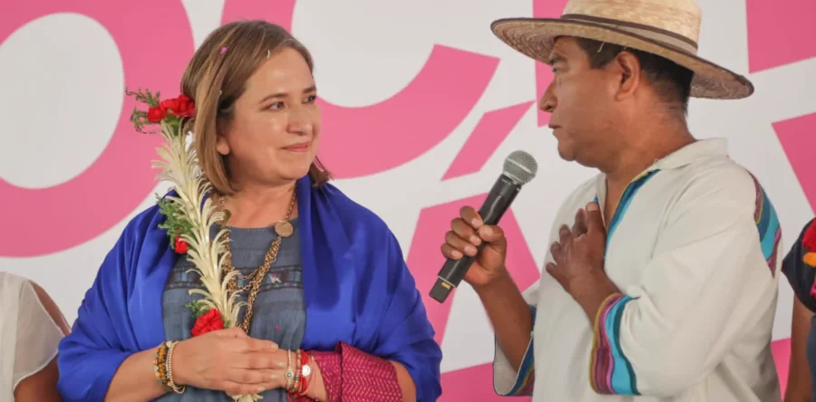 Xóchitl, modelo Fox y Calderón, con el aval y apoyo del PRI y PRD || Carlos Ramírez