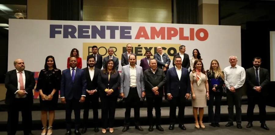 El mundo binario del FA: lo real en calle y lo ideal en las firmas || Carlos Ramírez