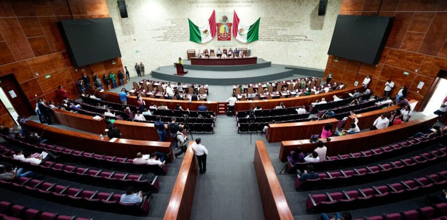 Diputadas del PRI urgen convocatoria para elegir Contralora de OPLE de  Oaxaca; “suspensión de Presidenta sin legalidad, ni certeza y fuera de lógica”