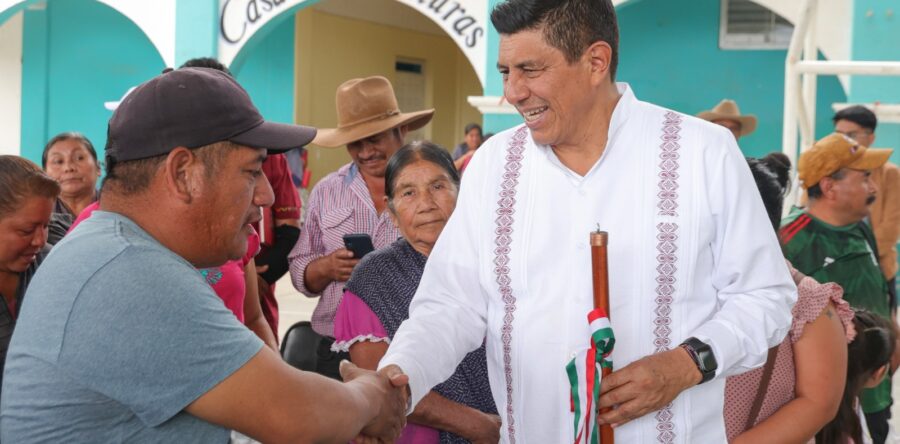 Convoca Salomón Jara a Asunción Ocotlán a combatir marginación, pobreza y corrupción