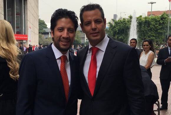 ¡Cojan a tiburones yupis de Tinajero en Cartel del Despojo, no a charales! || Alfredo Martínez de Aguilar