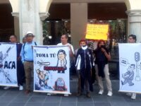 Proveedores de uniformes escolares y textileros buscarán una audiencia con AMLO