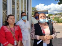 Trabajadores del hospital general Dr. Aurelio Valdivieso continúan con su protesta