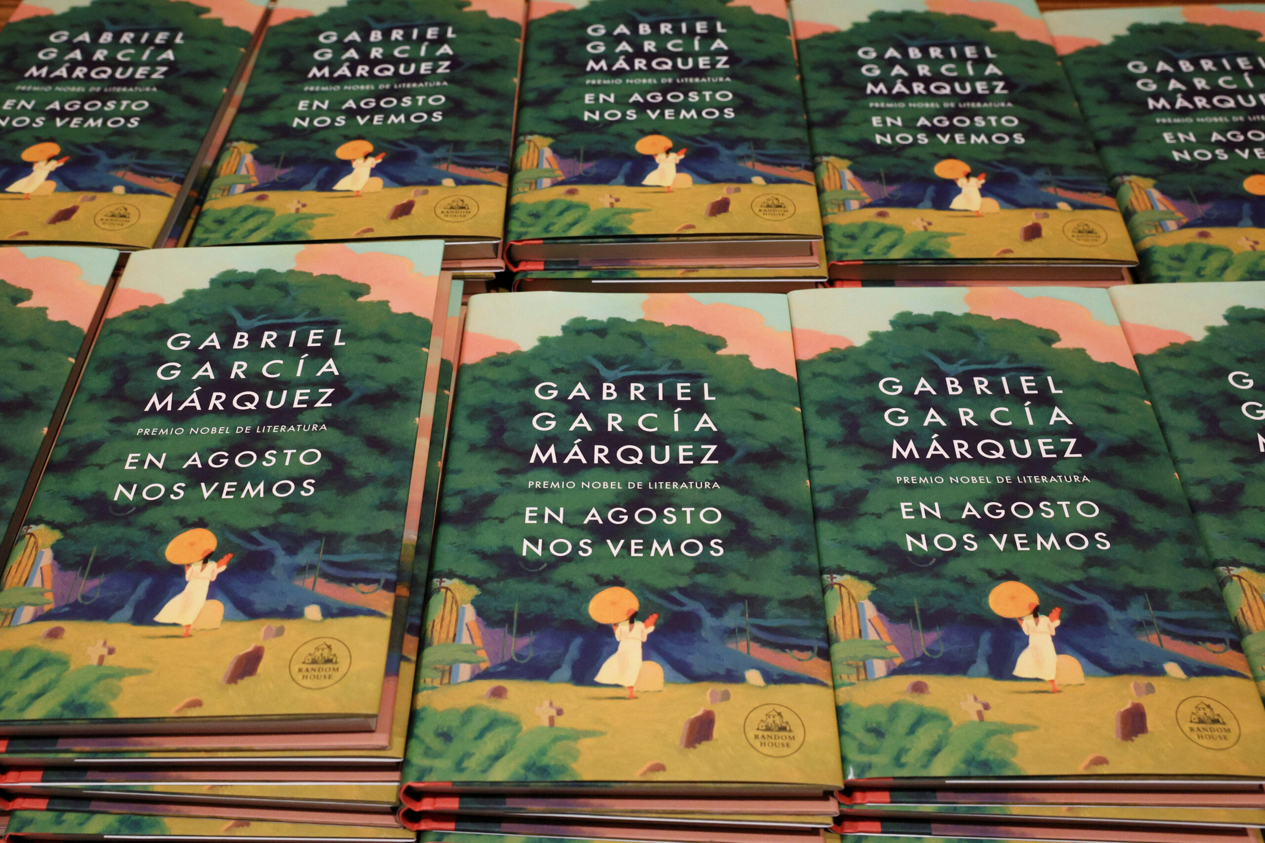 El libro que se iba a destruir resulta el acontecimiento literario del año || Ismael Ortiz Romero Cuevas