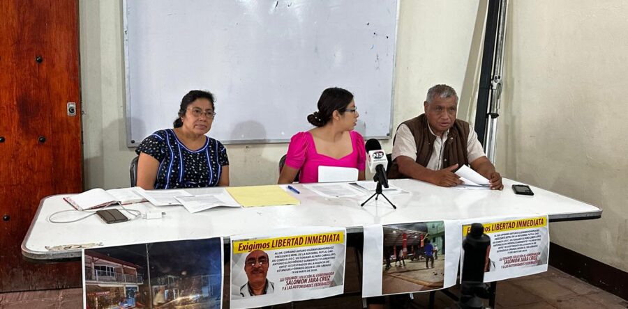 Edil de La Reforma, Putla, lleva un mes retenido por un grupo armado: familias exigen acción inmediata